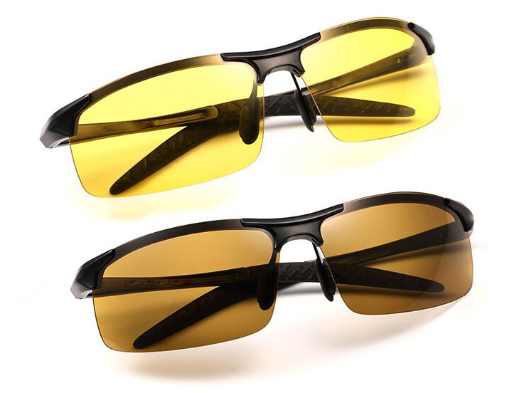 photochromic glasses